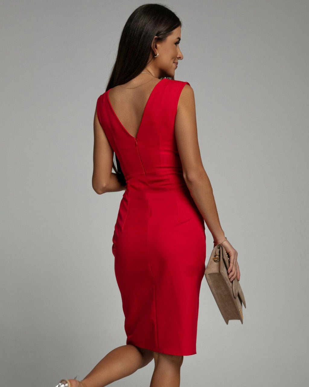 Noemí - Vestido con escote en V