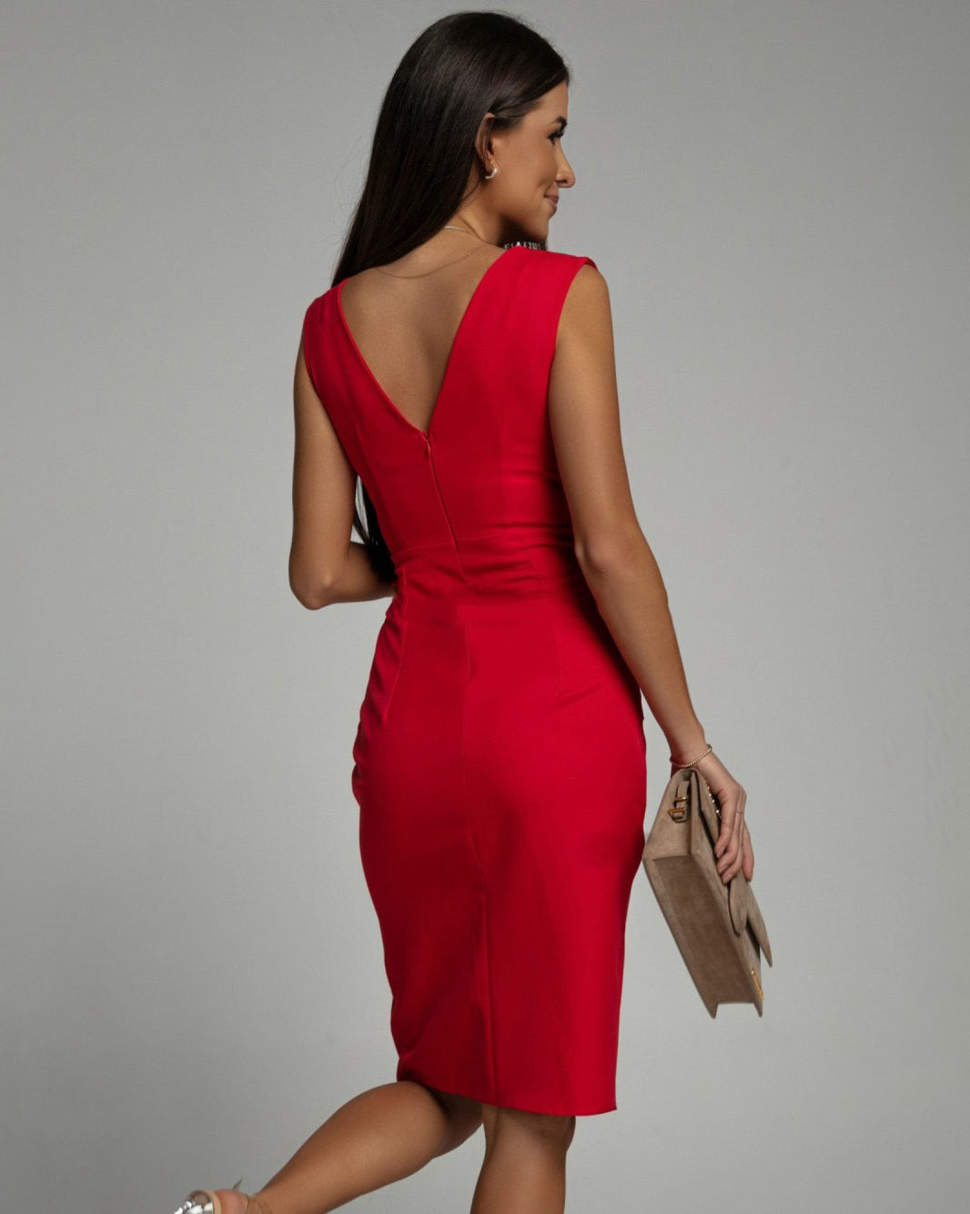 Noemí - Vestido con escote en V