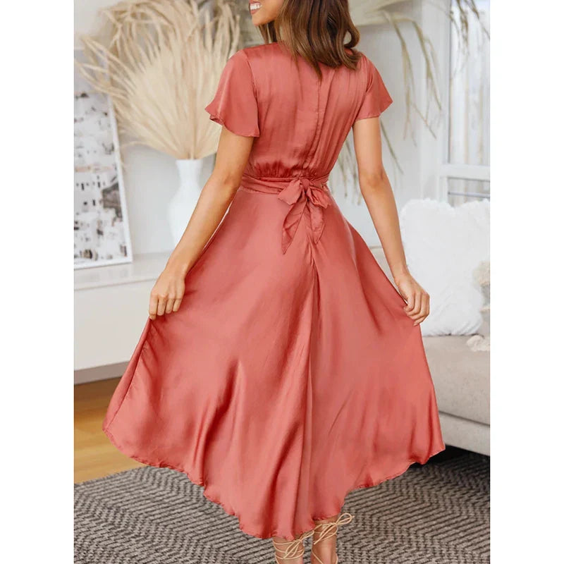 Clarice - Vestido Elegante Satinado