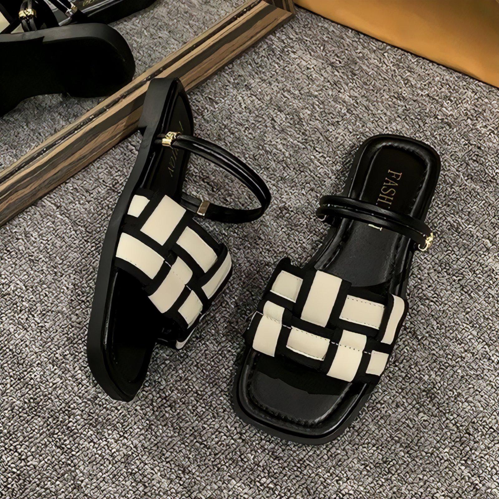 Nina - Sandalias Planas con Punta Abierta