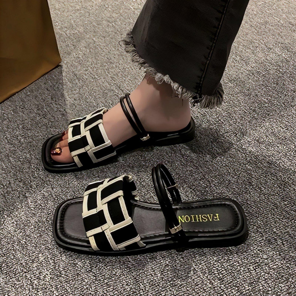 Nina - Sandalias Planas con Punta Abierta